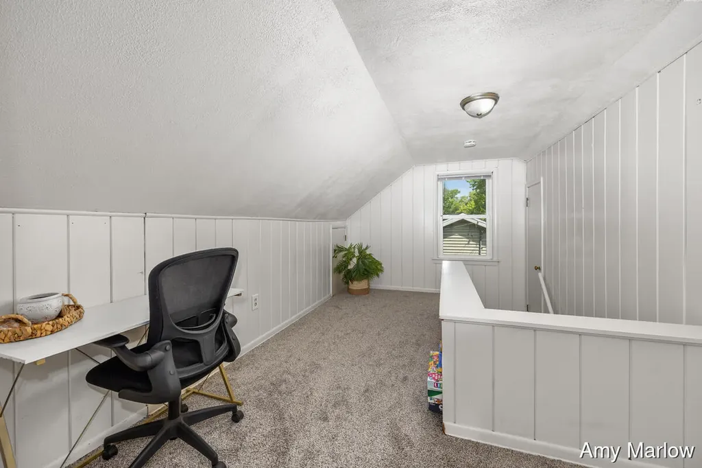 4526 Rhodes Avenue SW Wyoming City MI 49548