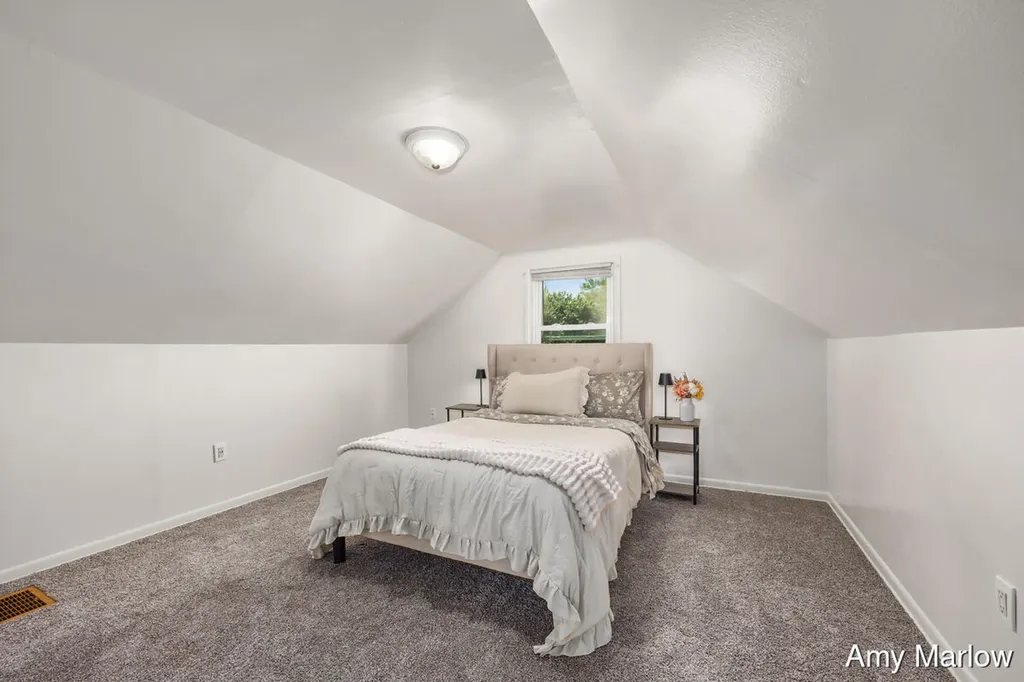 4526 Rhodes Avenue SW Wyoming City MI 49548