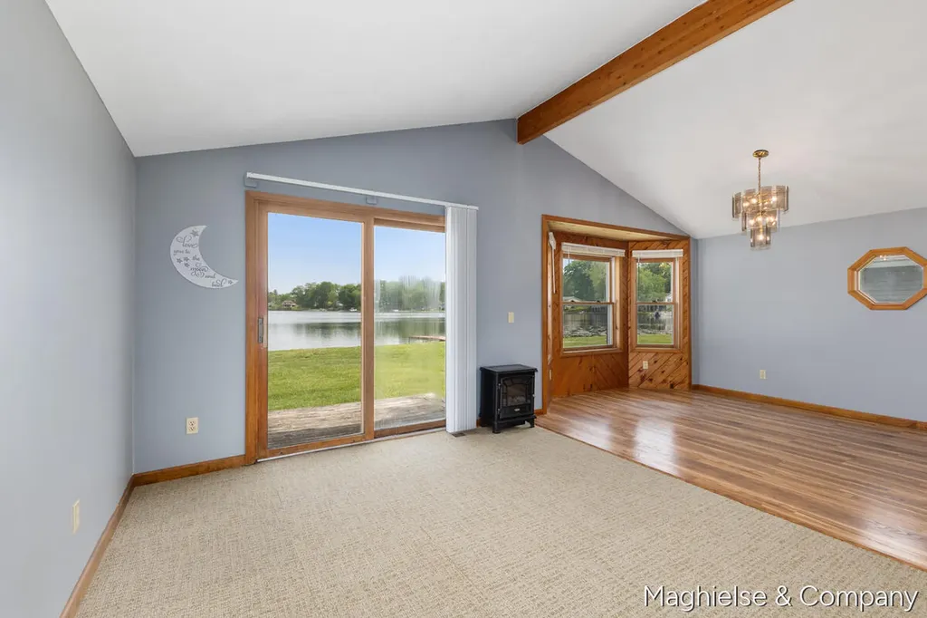 9048 Loveless Drive NE Courtland Township MI 49341