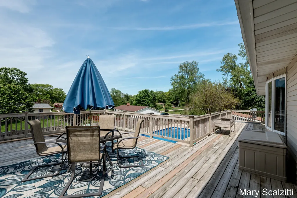 2650 Oldepointe Drive NE Grand Rapids Charter Township MI 49525