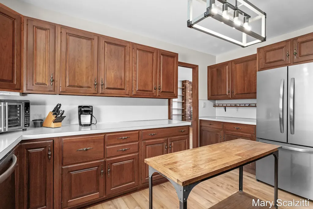 2650 Oldepointe Drive NE Grand Rapids Charter Township MI 49525
