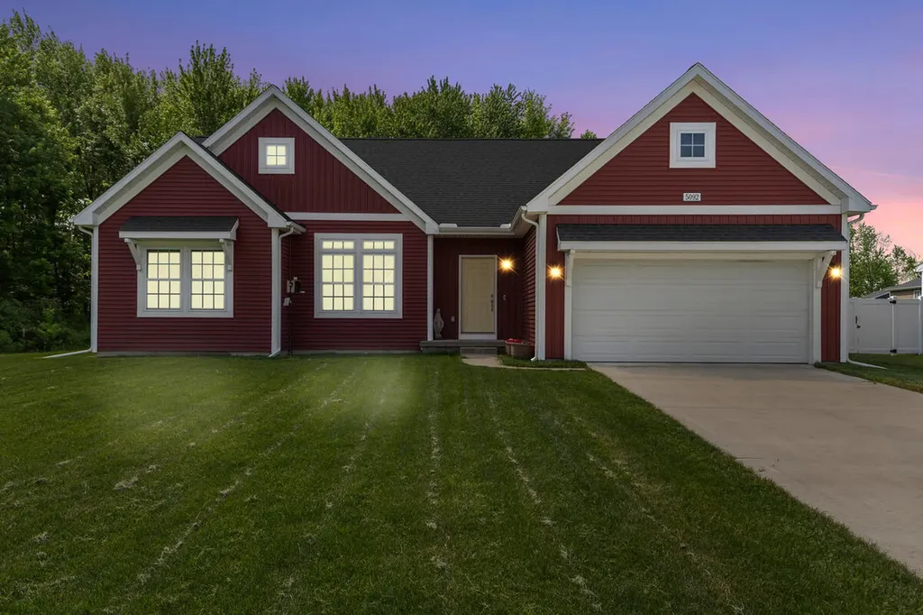 5092 N Morgan Lane SE Caledonia Township MI 49316