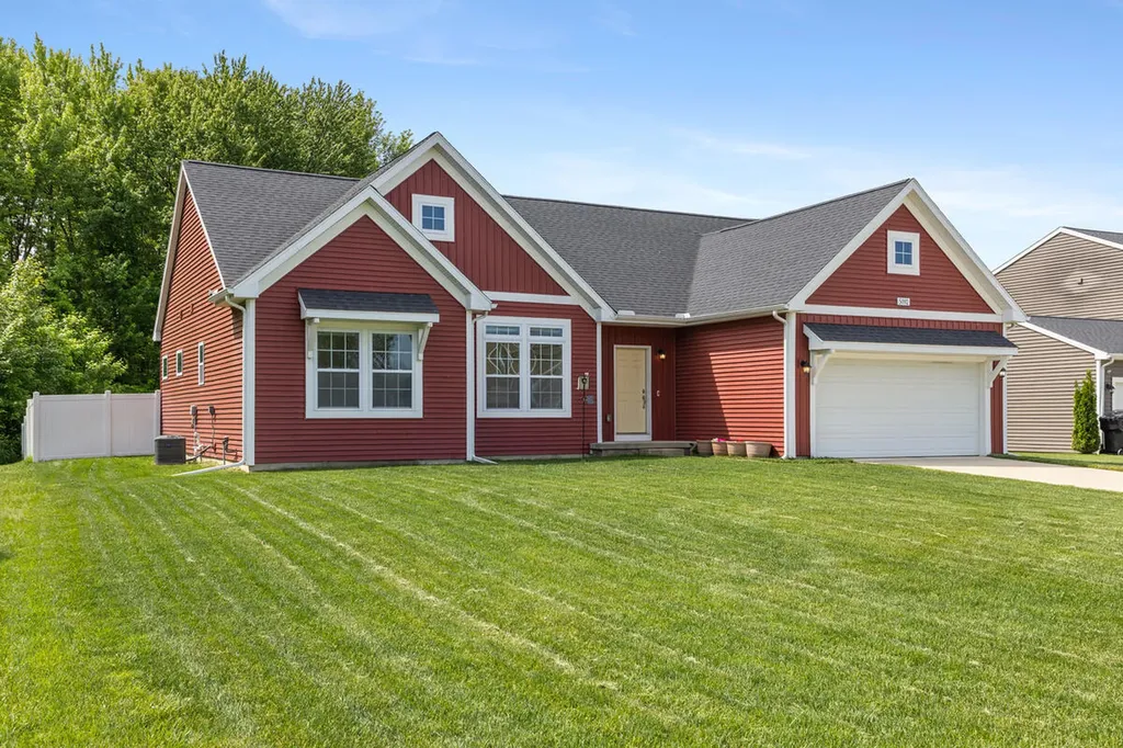 5092 N Morgan Lane SE Caledonia Township MI 49316