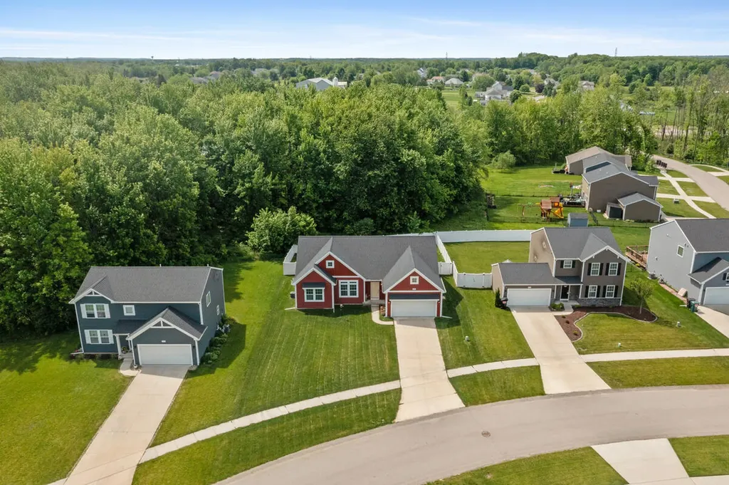 5092 N Morgan Lane SE Caledonia Township MI 49316