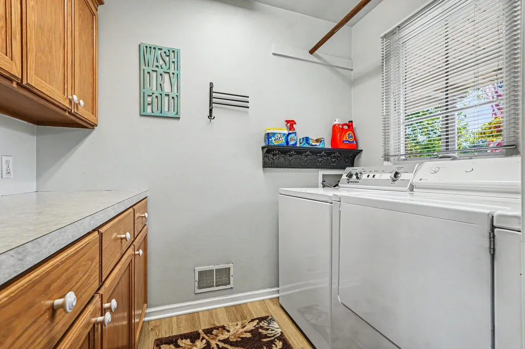 7161 Pine Oak Lane Georgetown Charter Township MI 49426