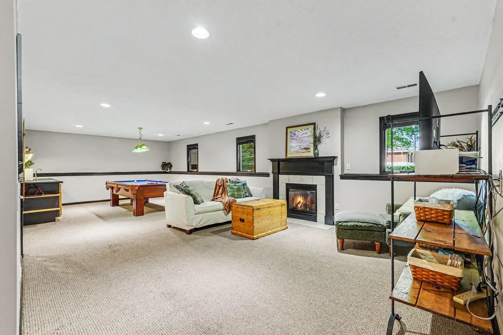 7161 Pine Oak Lane Georgetown Charter Township MI 49426