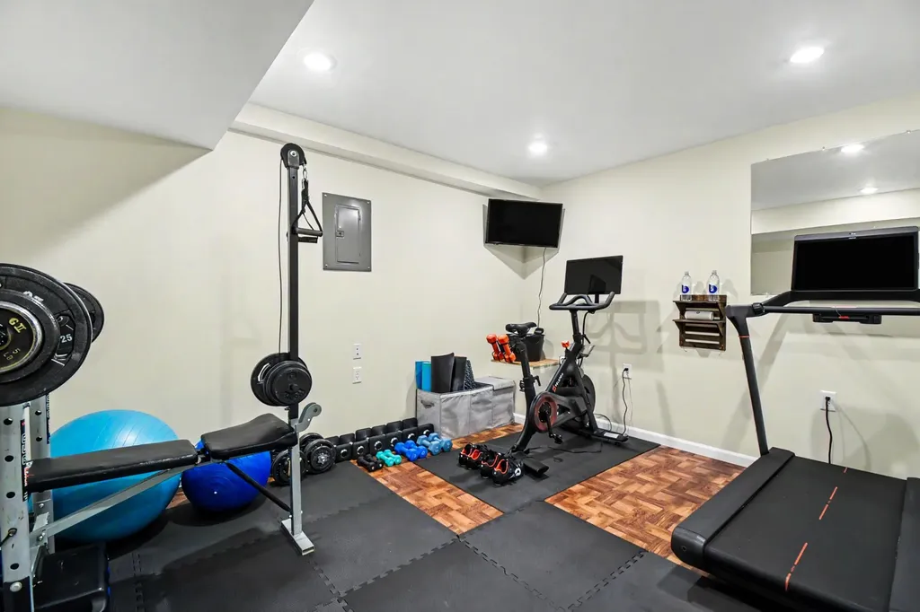 3680 W Grove Court SE Kentwood City MI 49512