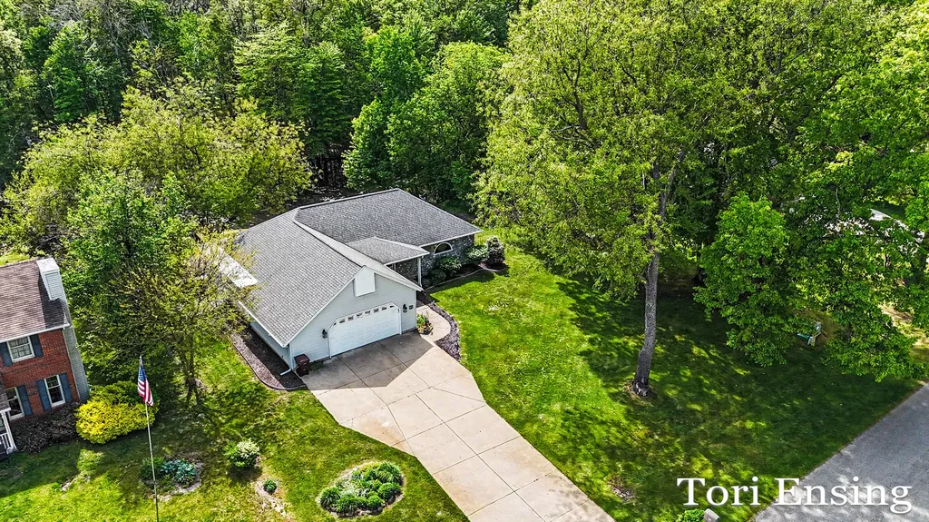 10874 Wildwood Drive Eureka Township MI 48838
