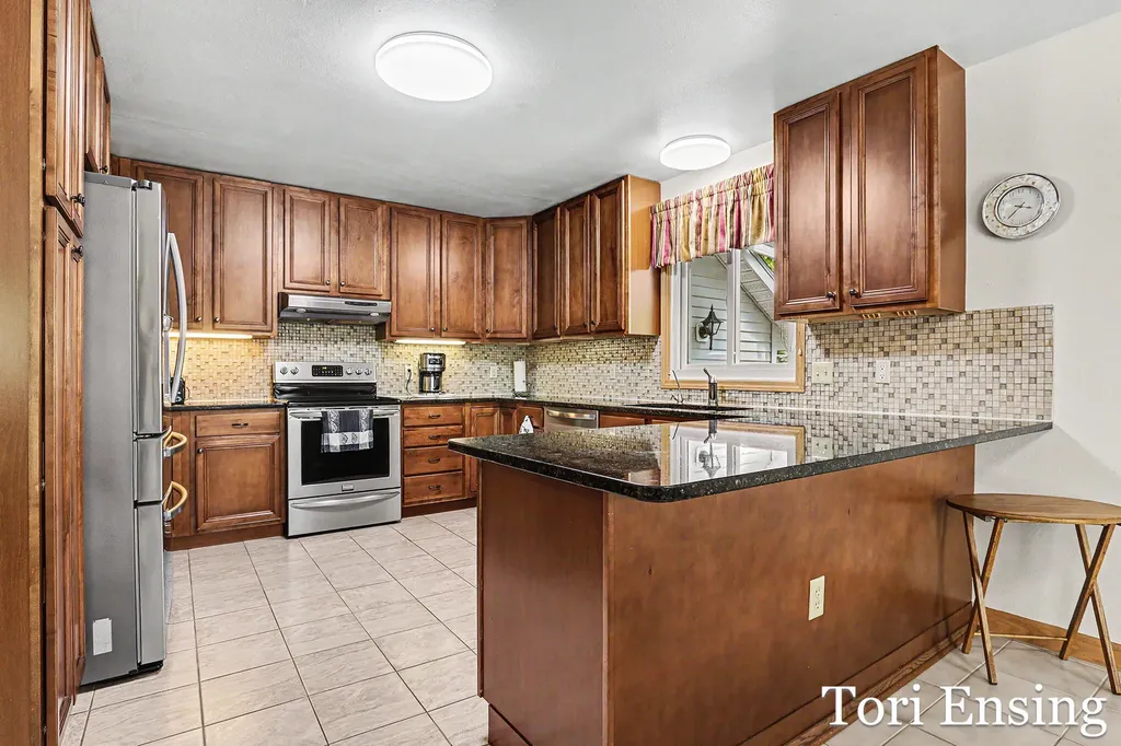 10874 Wildwood Drive Eureka Township MI 48838