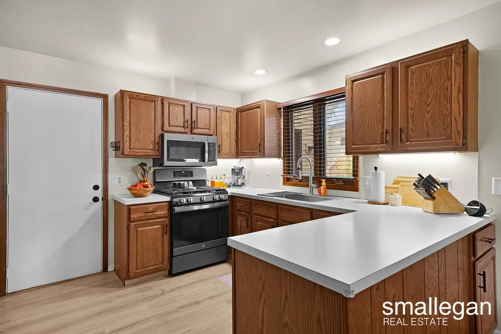 2290 Ancient Drive SW Wyoming City MI 49519