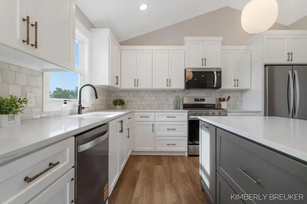 11760 Everett Avenue Allendale Charter Township MI 49401