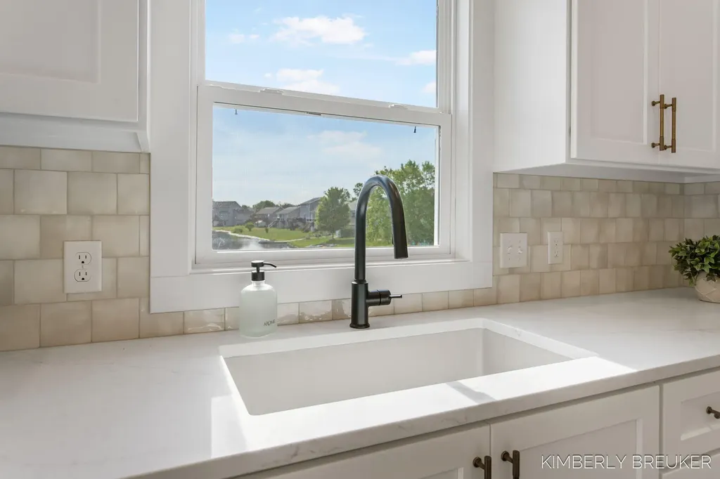 11760 Everett Avenue Allendale Charter Township MI 49401