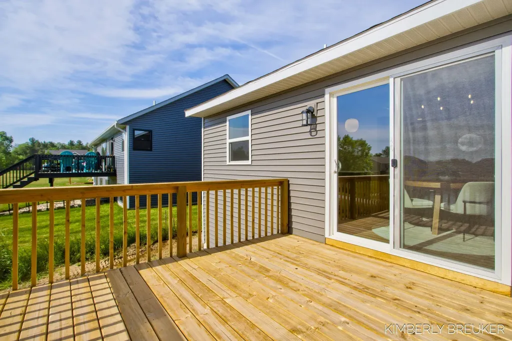 11760 Everett Avenue Allendale Charter Township MI 49401