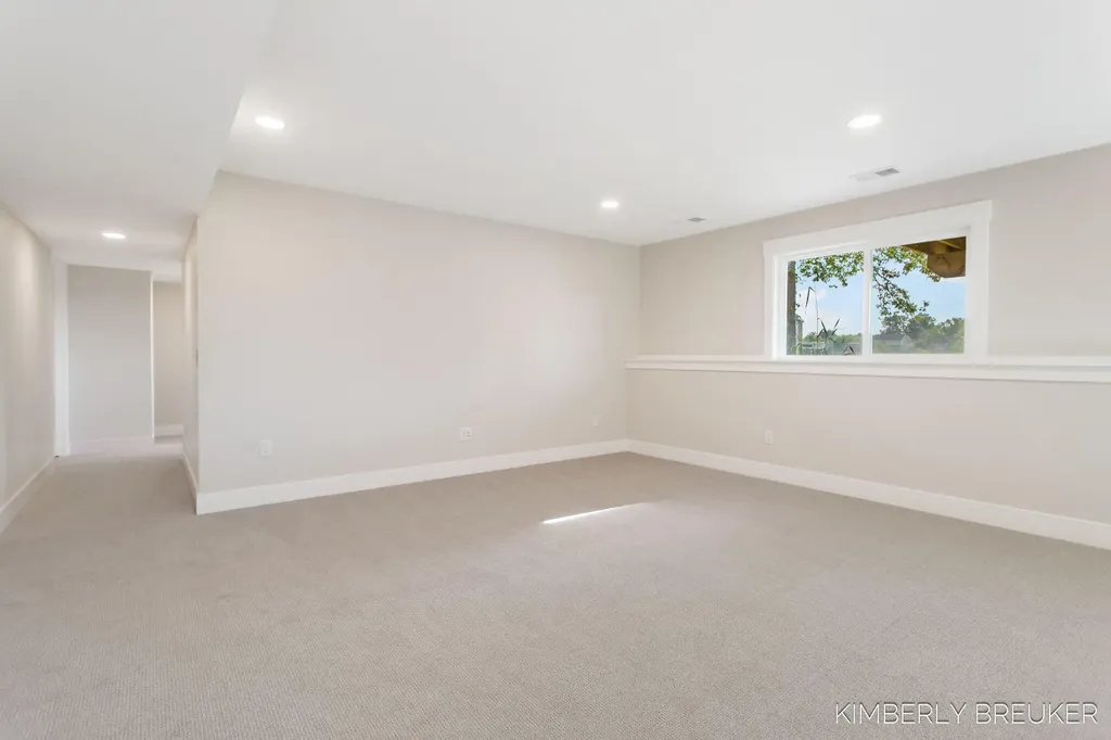 11760 Everett Avenue Allendale Charter Township MI 49401