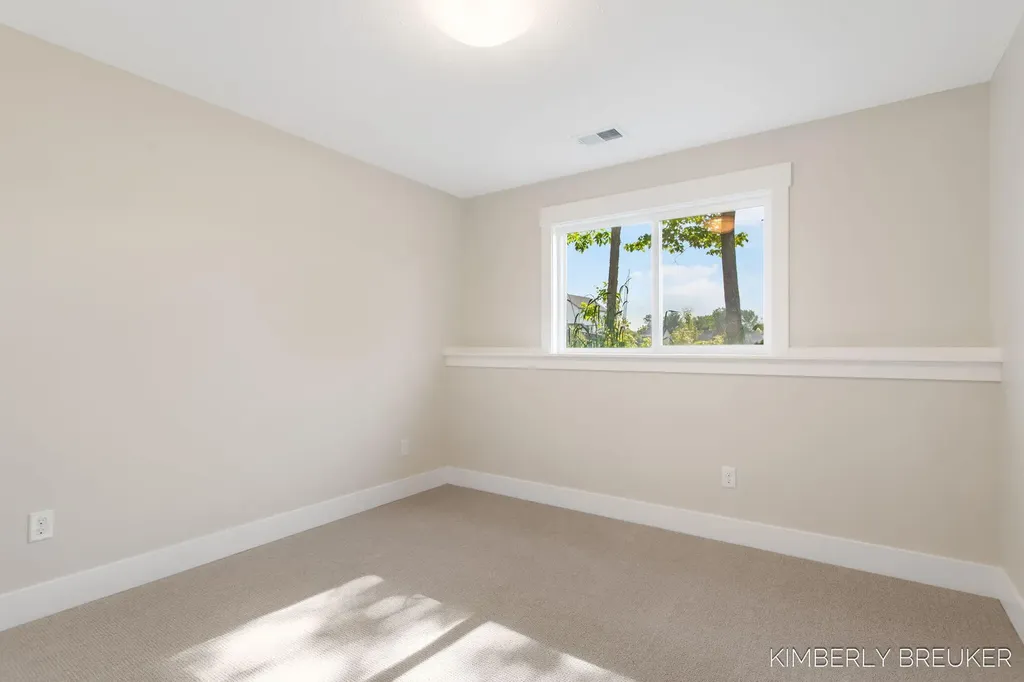 11760 Everett Avenue Allendale Charter Township MI 49401