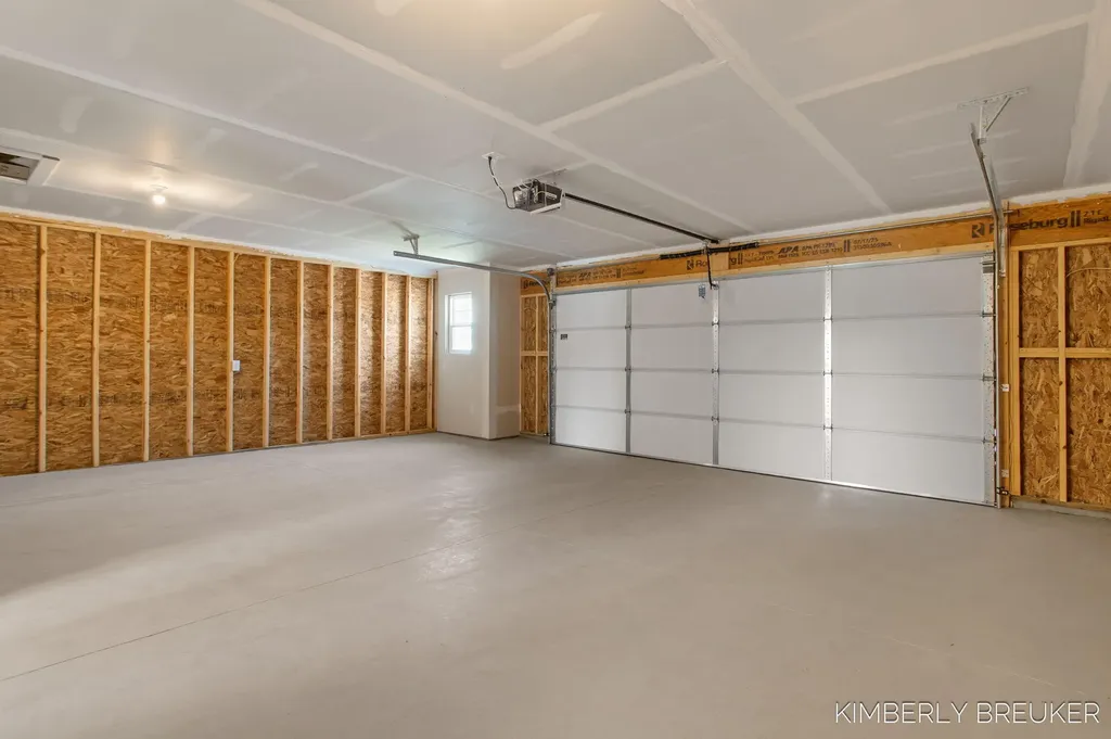 11760 Everett Avenue Allendale Charter Township MI 49401