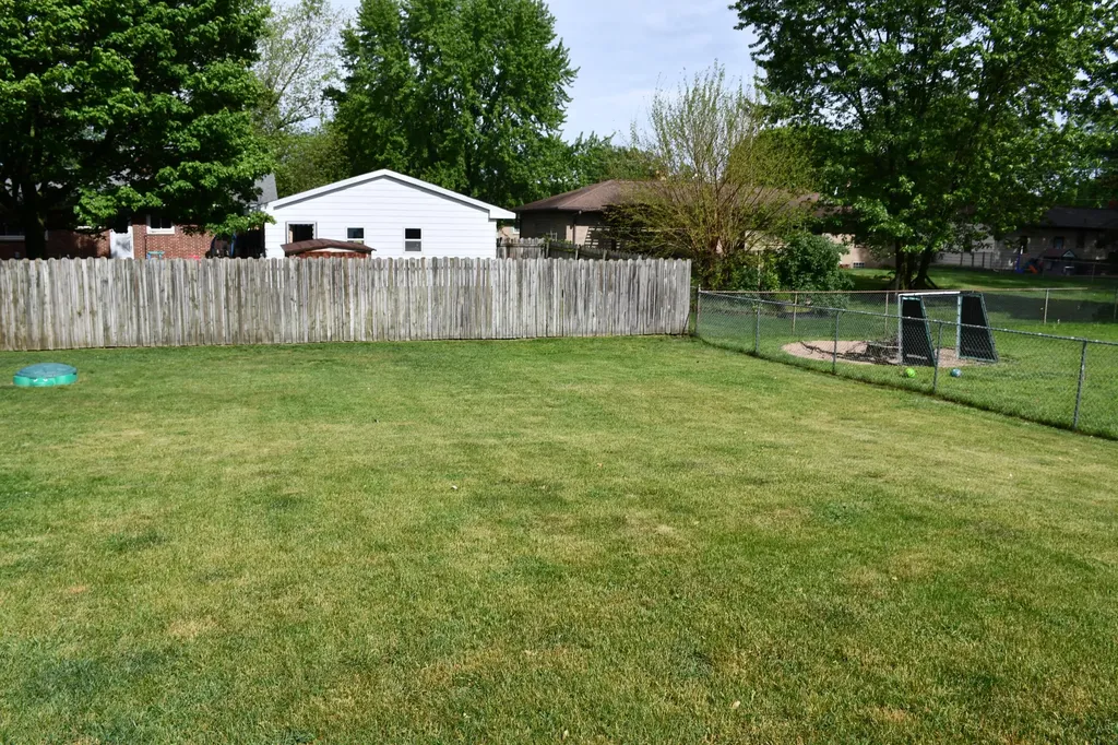 6404 Ardmore Avenue Georgetown Charter Township MI 49428