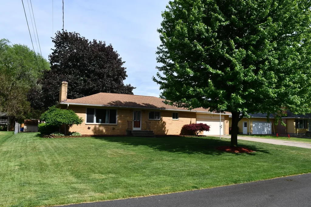6404 Ardmore Avenue Georgetown Charter Township MI 49428