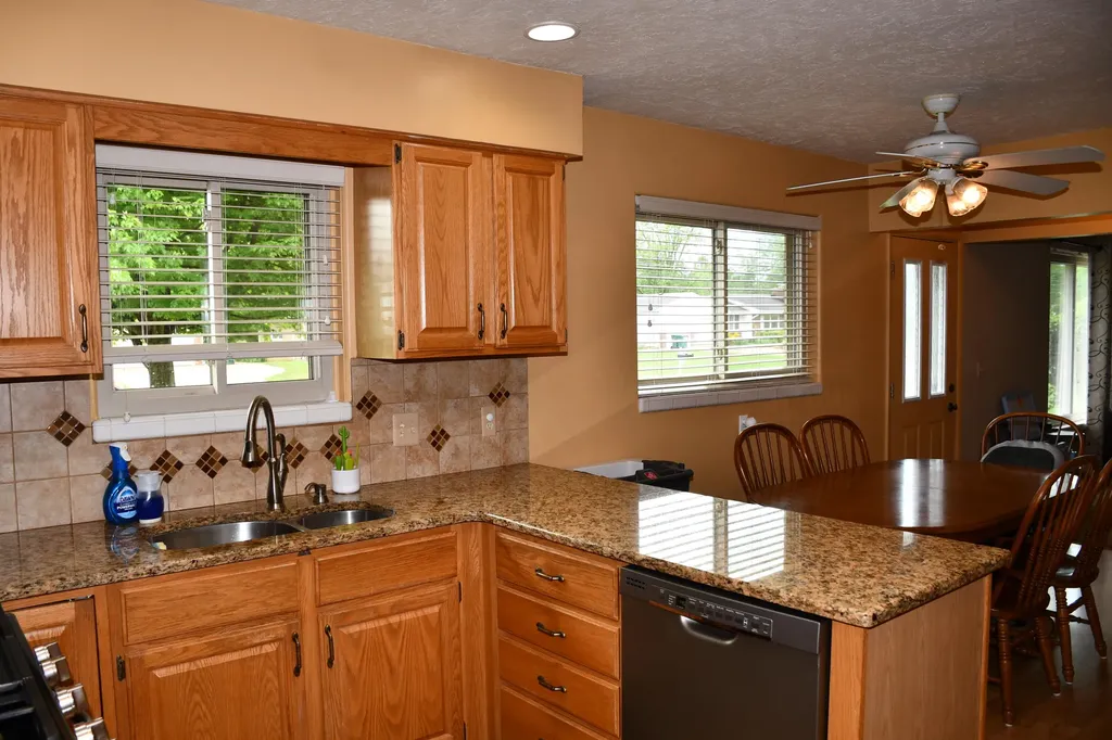 6404 Ardmore Avenue Georgetown Charter Township MI 49428