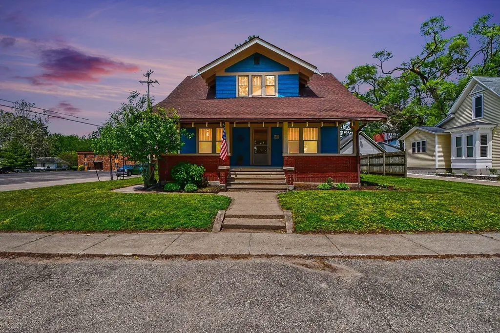 1231 Rosewood Avenue Dorr Township MI 49348