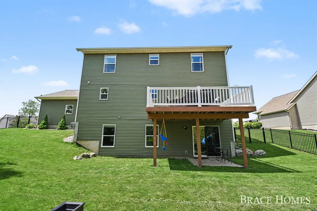 156 Hightower Drive NE Rockford City MI 49341