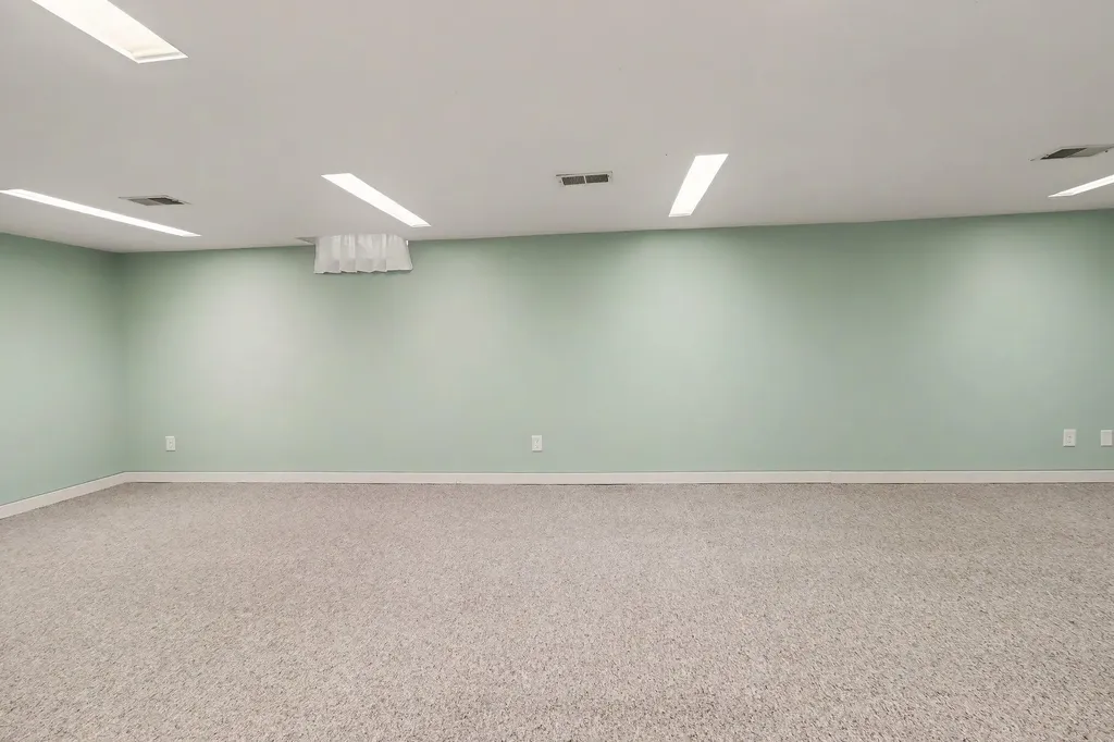 5851 Leisure South Drive SE Kentwood City MI 49548