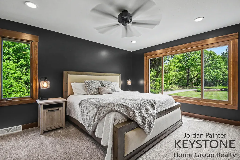 5964 Chicago Drive Zeeland Charter Township MI 49464