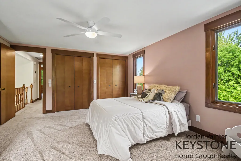 5964 Chicago Drive Zeeland Charter Township MI 49464