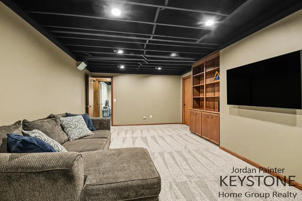 5964 Chicago Drive Zeeland Charter Township MI 49464