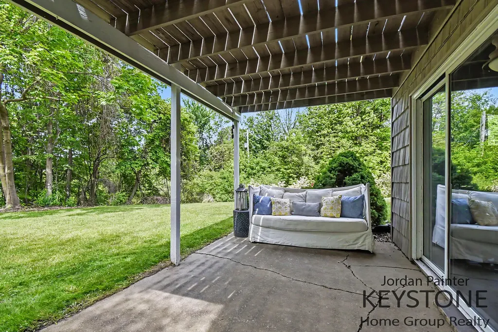 5964 Chicago Drive Zeeland Charter Township MI 49464