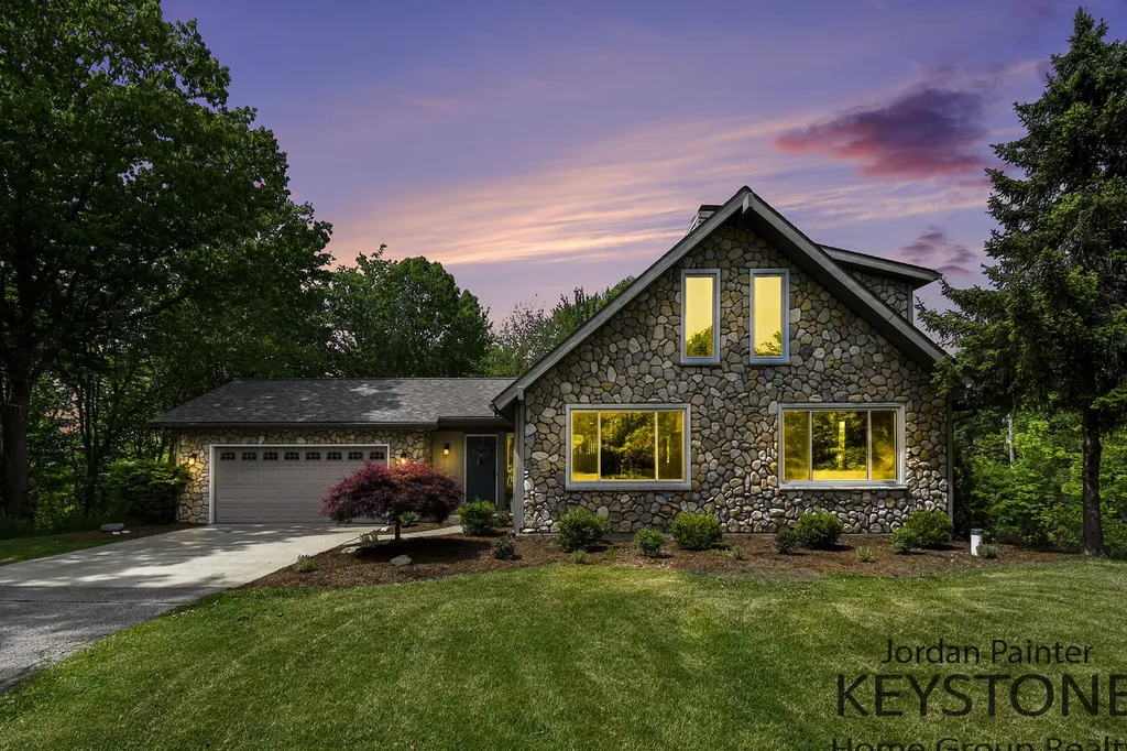 5964 Chicago Drive Zeeland Charter Township MI 49464