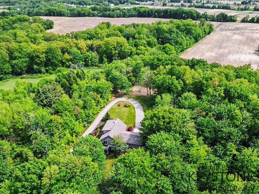 5964 Chicago Drive Zeeland Charter Township MI 49464