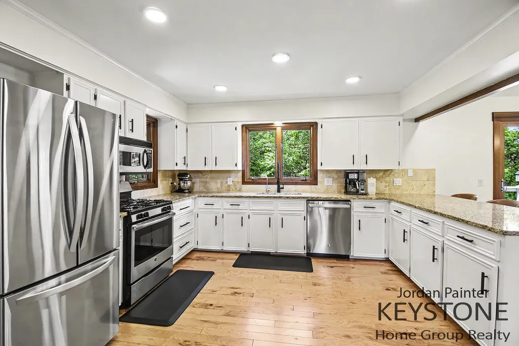5964 Chicago Drive Zeeland Charter Township MI 49464