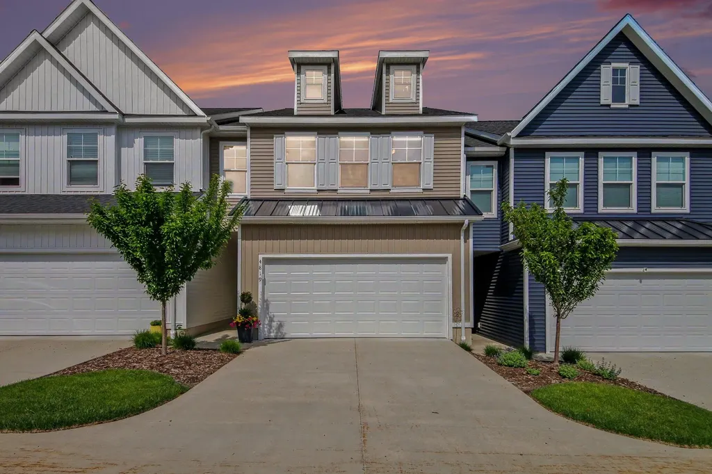4819 Stonewood River Avenue SW Wyoming City MI 49418