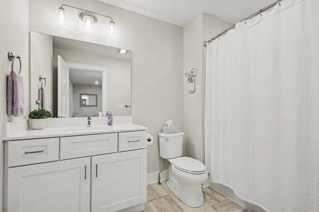 4819 Stonewood River Avenue SW Wyoming City MI 49418