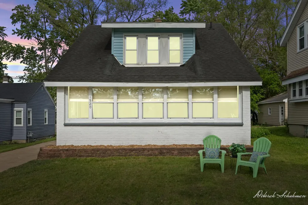 1520 Silver Creek Avenue SE Grand Rapids City MI 49507