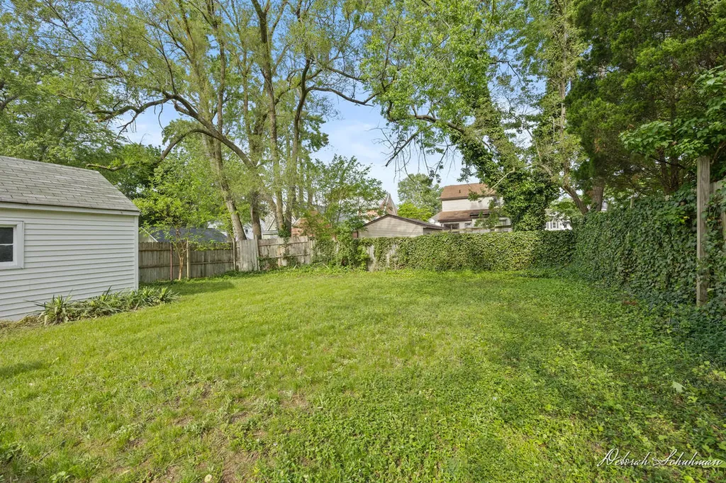 1520 Silver Creek Avenue SE Grand Rapids City MI 49507
