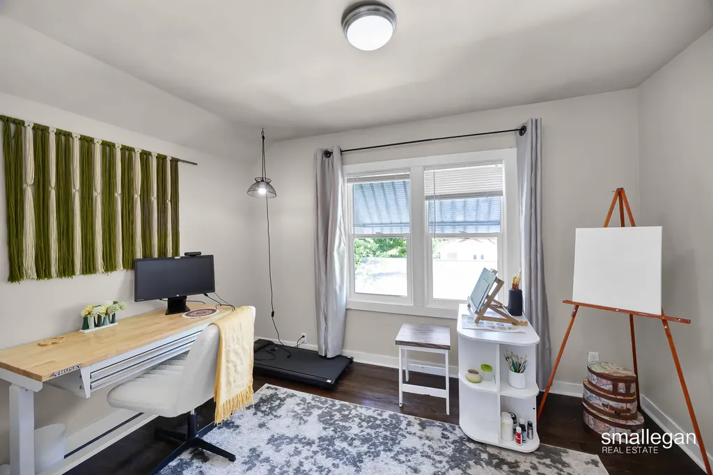 1321 Davis Avenue NW Grand Rapids City MI 49504