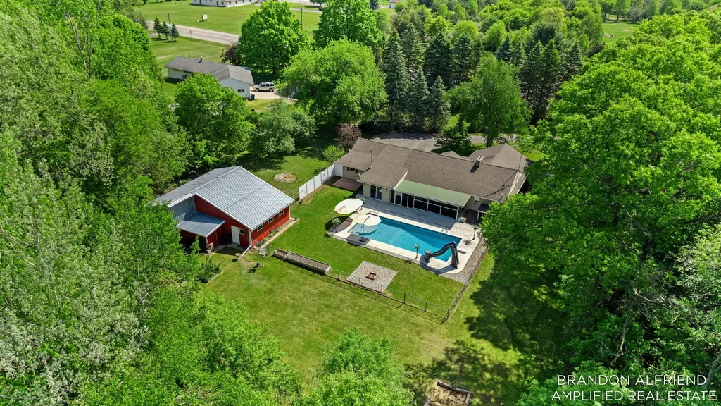 10226 SW Greenville Road Greenville City MI 48838