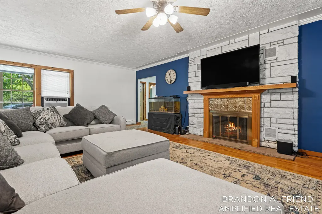 10226 SW Greenville Road Greenville City MI 48838