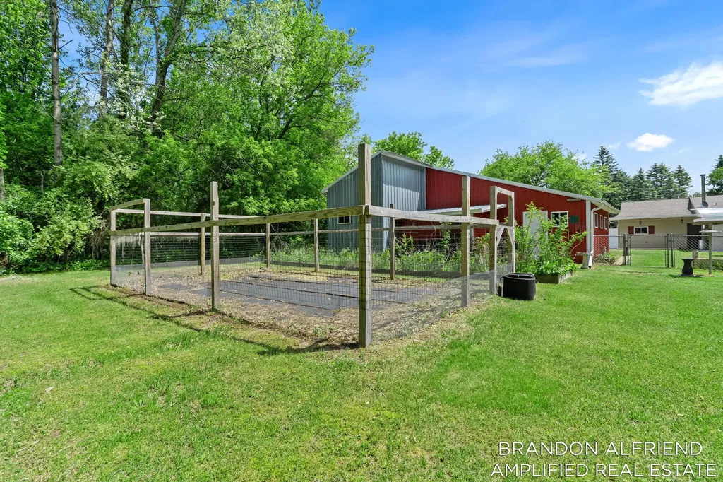 10226 SW Greenville Road Greenville City MI 48838