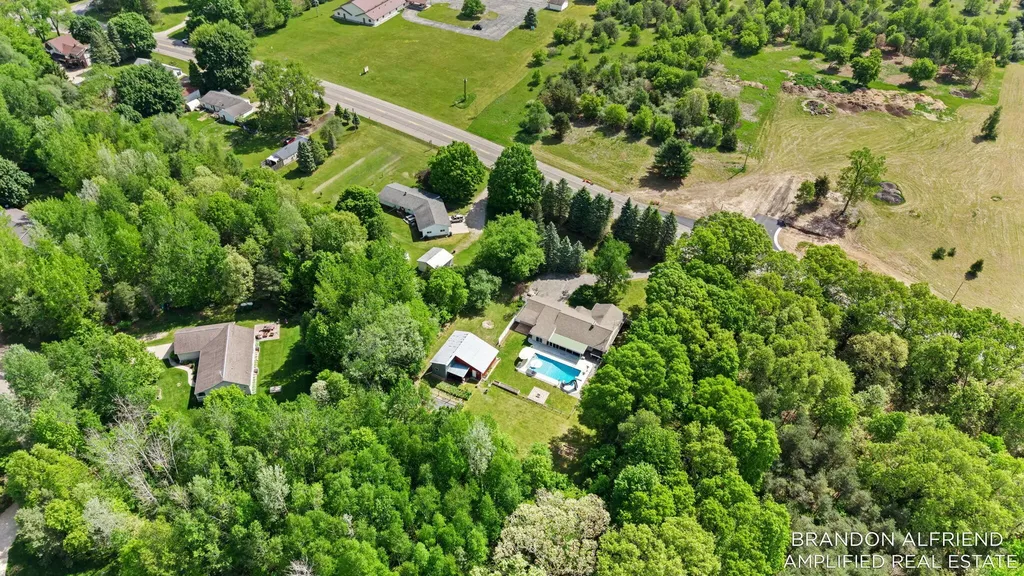 10226 SW Greenville Road Greenville City MI 48838