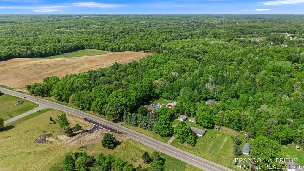 10226 SW Greenville Road Greenville City MI 48838
