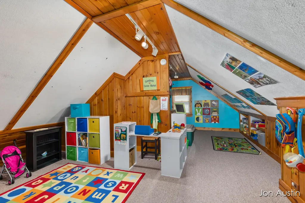 847 Blanchard Street SW Wyoming City MI 49509