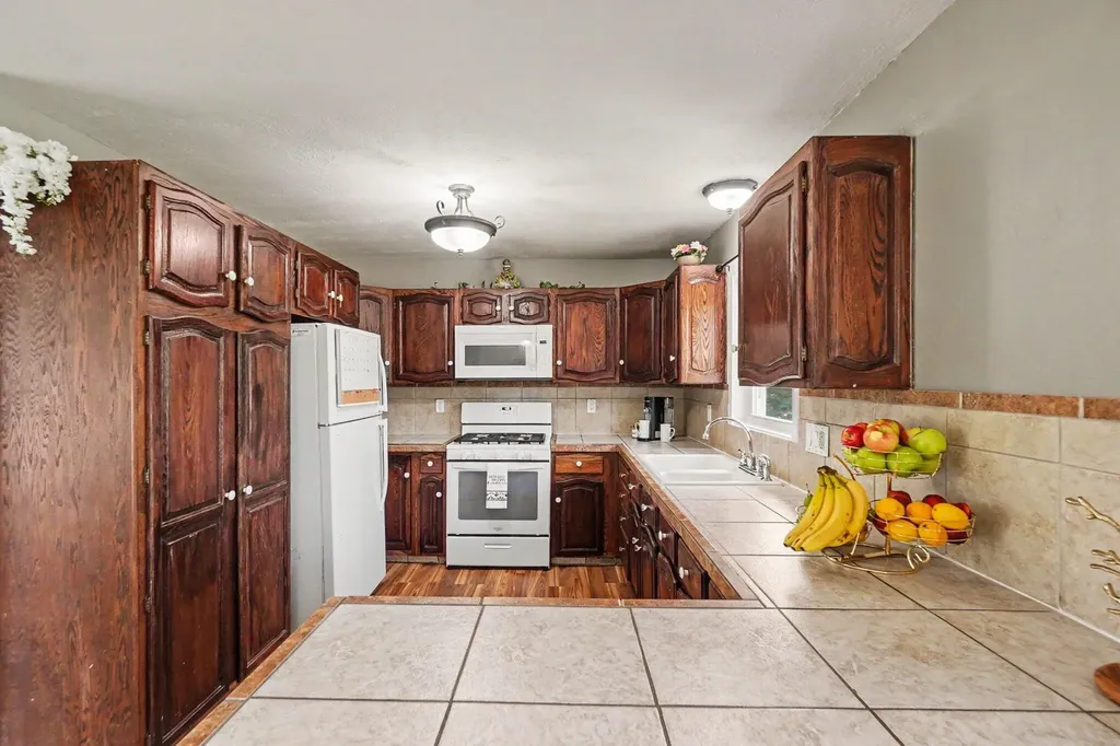6022 13 Mile Road Martiny Township MI 49332
