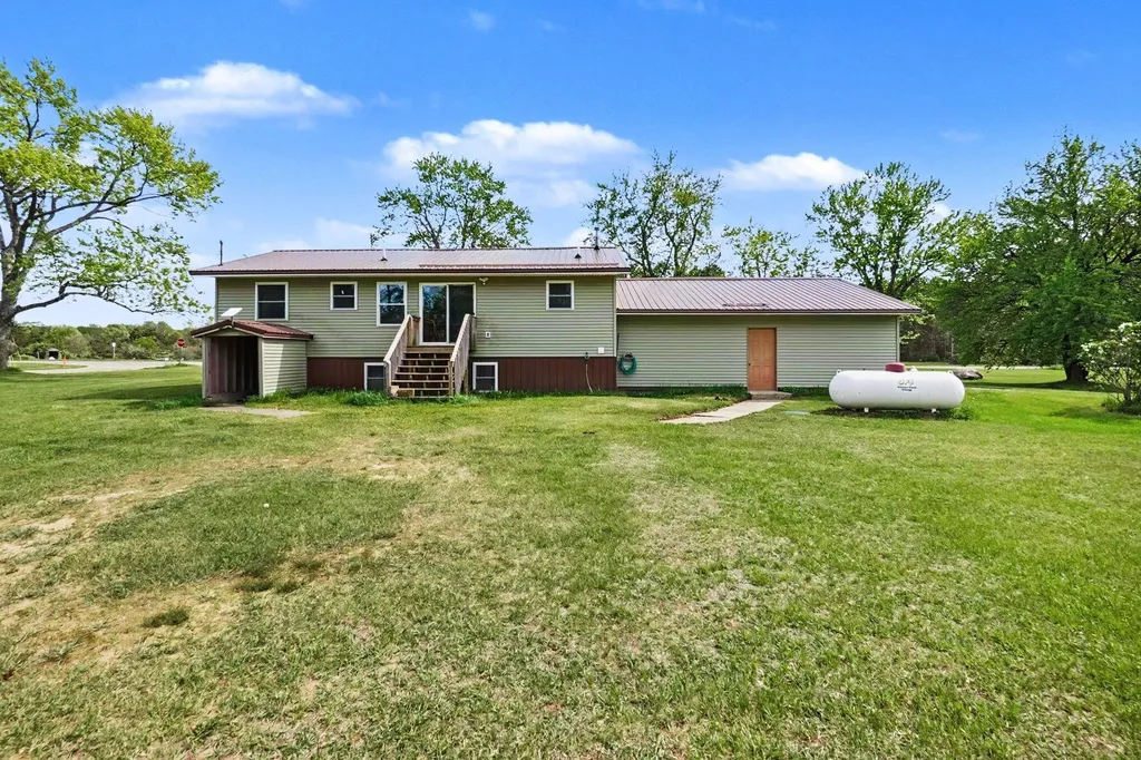6022 13 Mile Road Martiny Township MI 49332