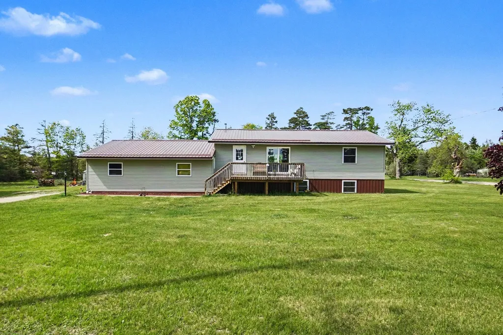 6022 13 Mile Road Martiny Township MI 49332