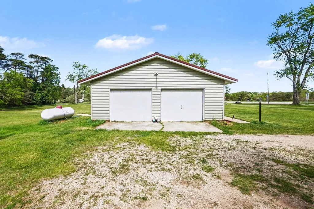 6022 13 Mile Road Martiny Township MI 49332