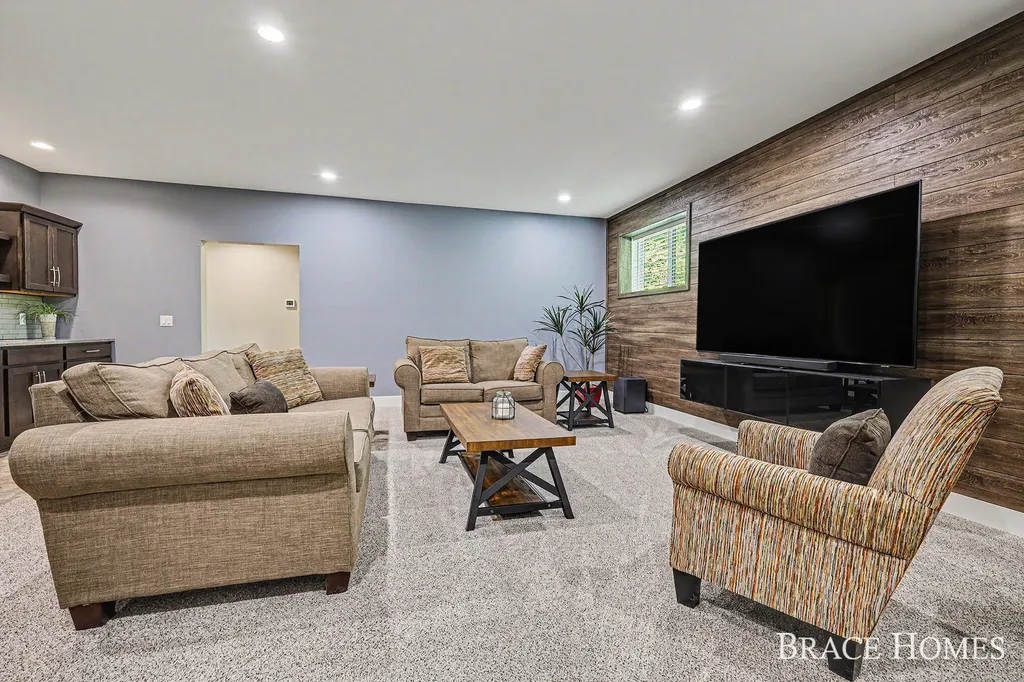 6234 Hall Street SE Cascade Charter Township MI 49546