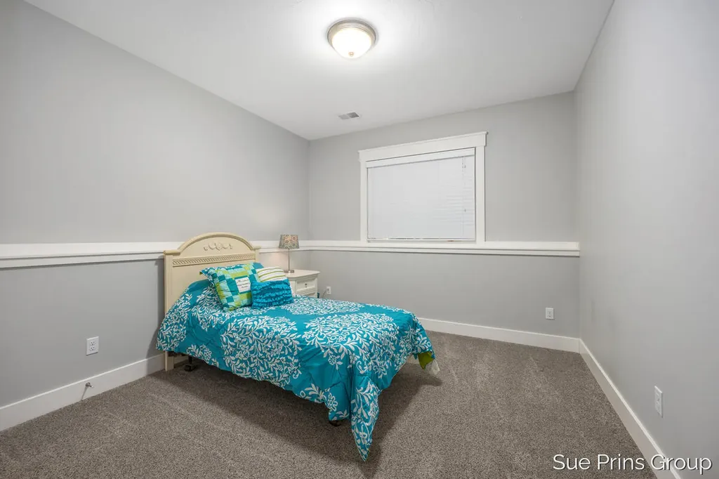 8429 Pinecroft Court Blendon Township MI 49426